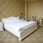 Hotel Hera Boutique 4*
