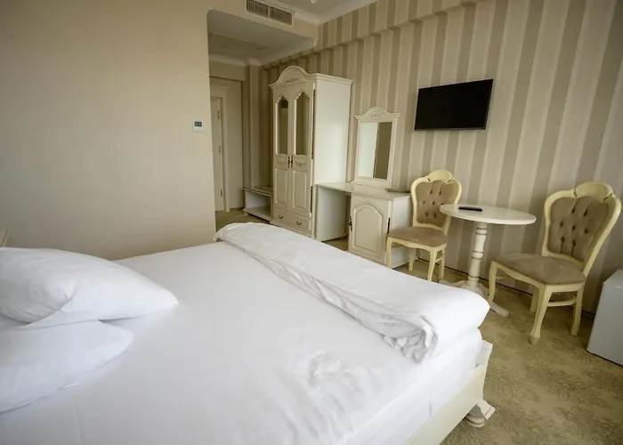 Hera Boutique ホテル 4*