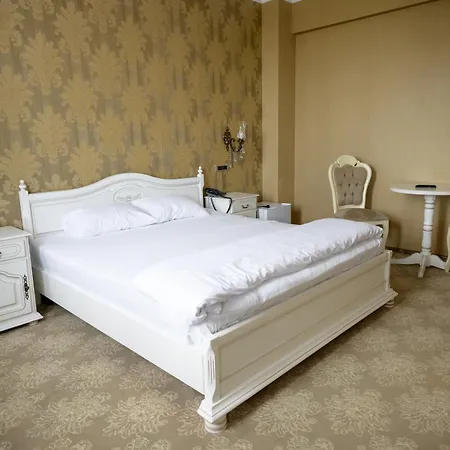 Hotel Hera Boutique 4*