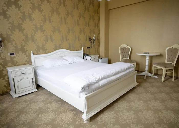 ホテル Hera Boutique 4*